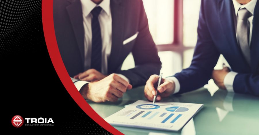 Receita Federal autua mais de 5 mil empresas por irregularidades no Imposto de Renda e alerta sobre novas autuações